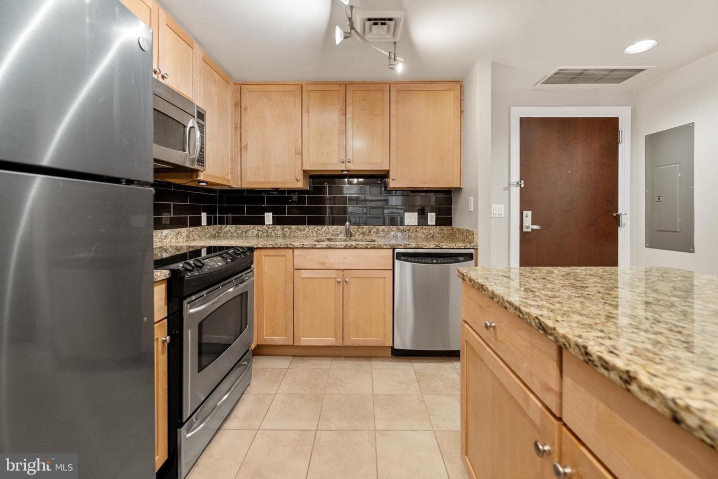 1020 N Highland Street #703 photo 21