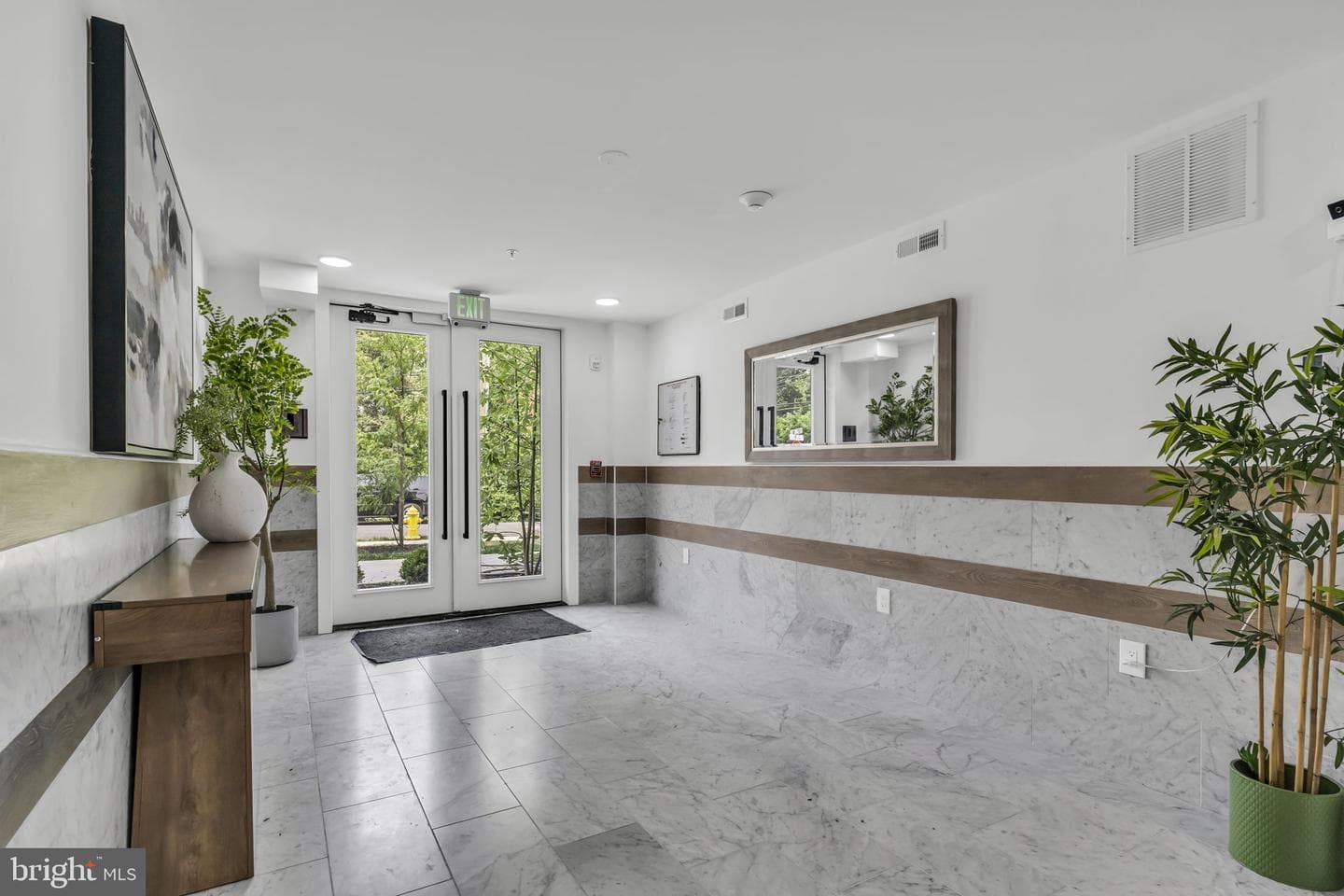 1201 N Quinn Street #102 photo 11