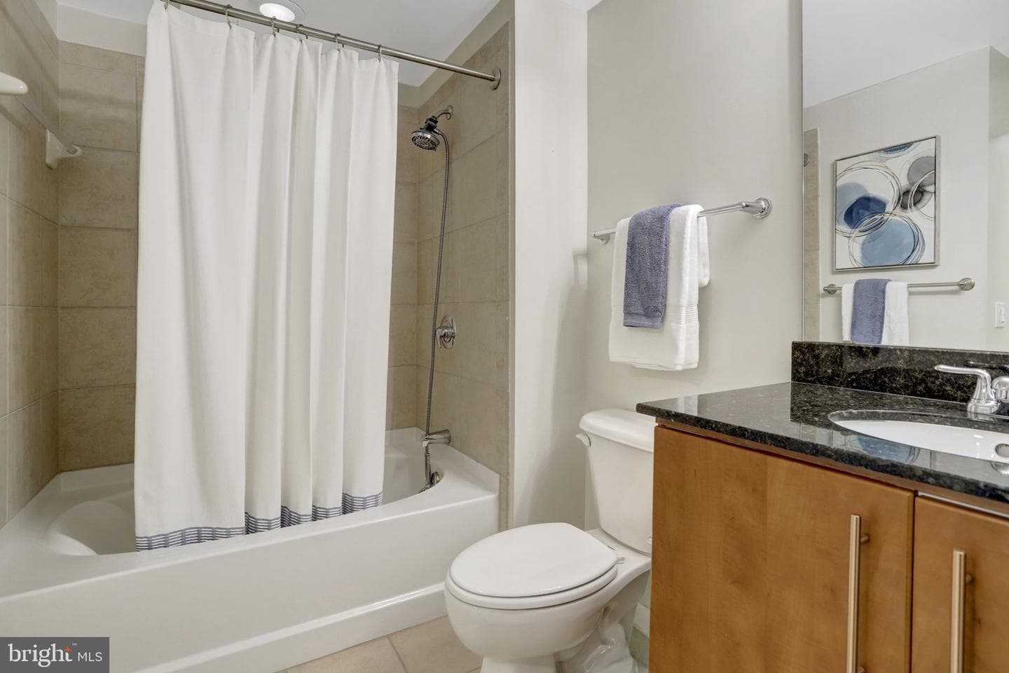 1021 N Garfield Street #315 photo 16