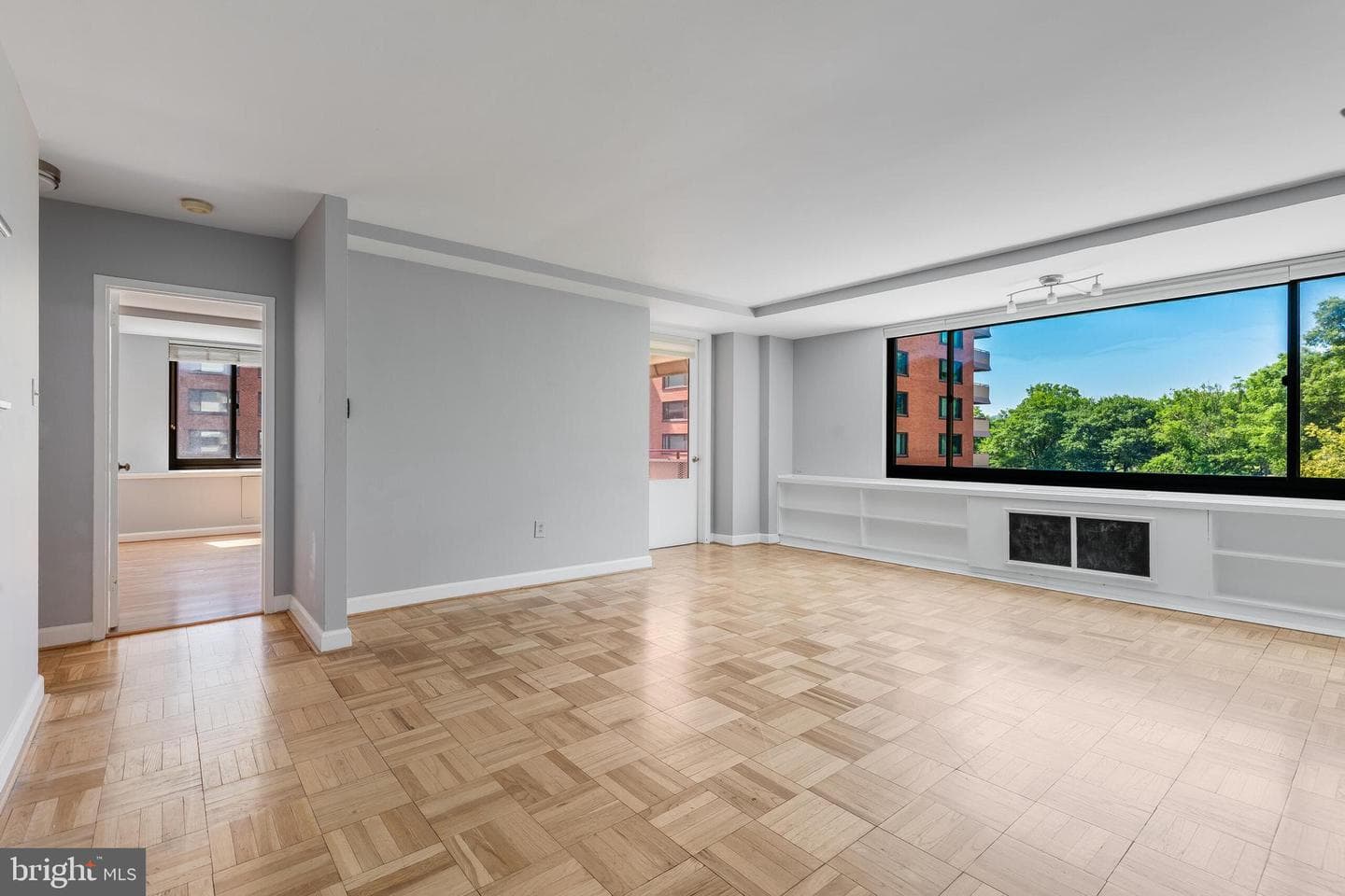 1021 Arlington Boulevard #742 photo 4