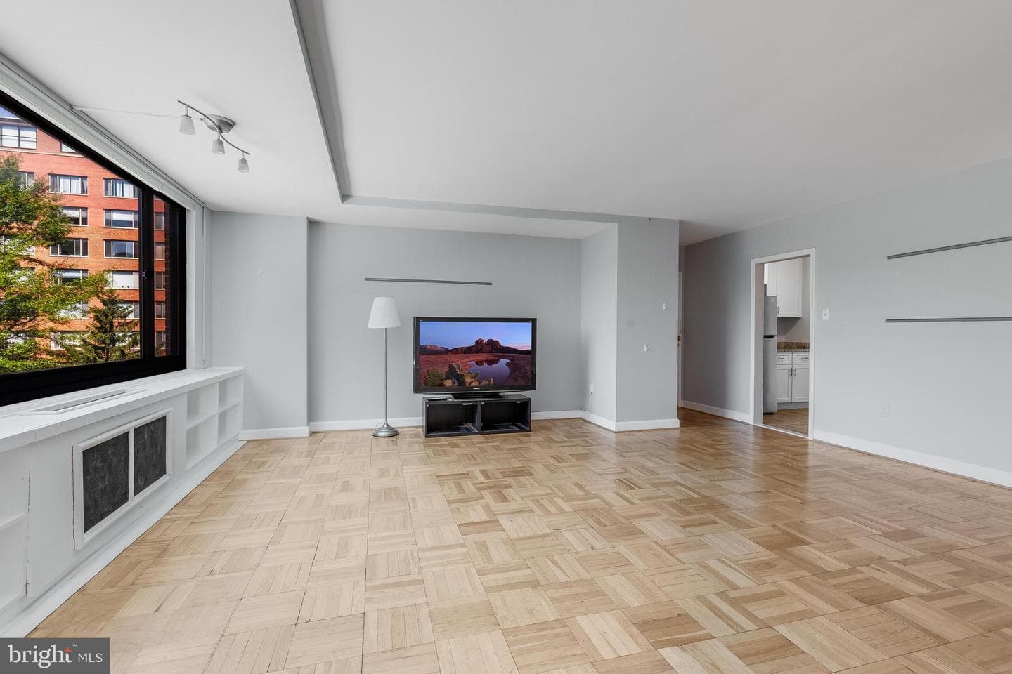 1021 Arlington Boulevard #742 photo 7