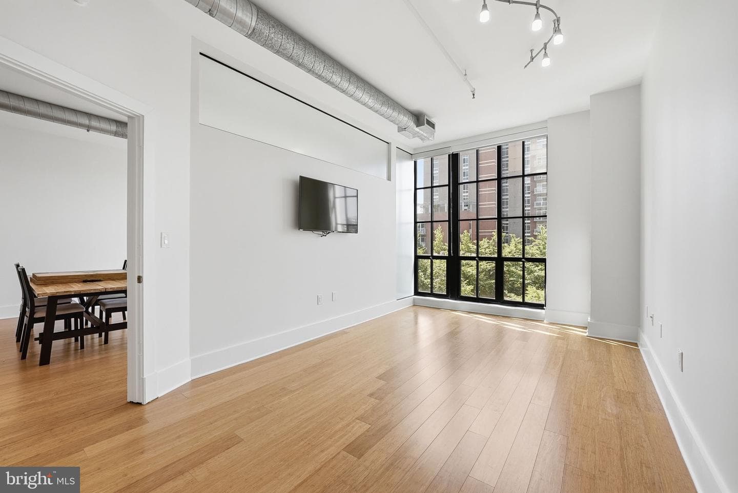 1615 N Queen Street #m304 photo 13