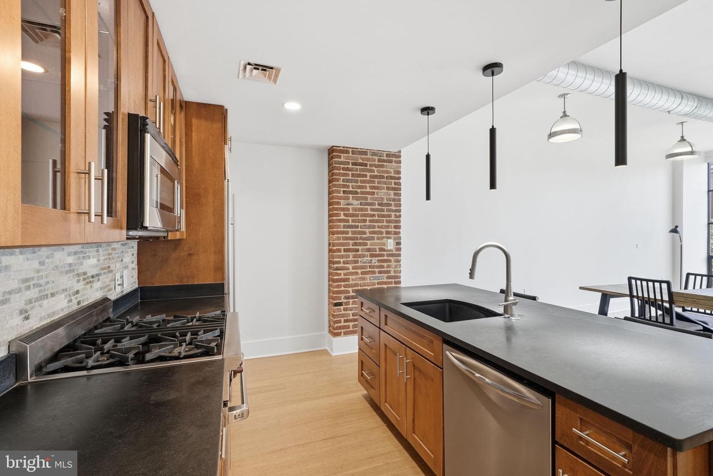 1615 N Queen Street #m304 photo 5
