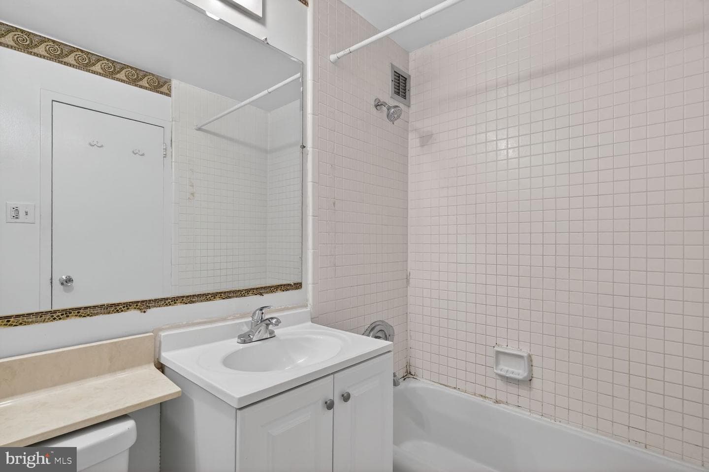 1121 Arlington Blvd # 348 photo 13