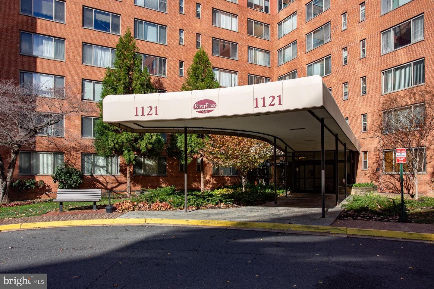 1121 Arlington Blvd # 348 photo 16