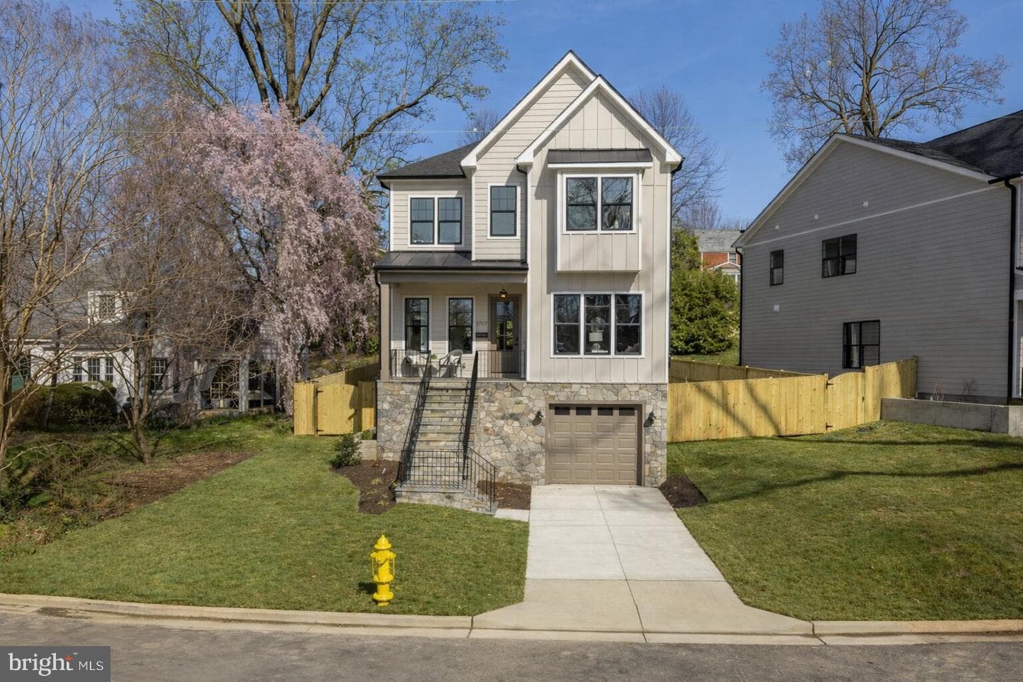 5707 9th Street N photo 3