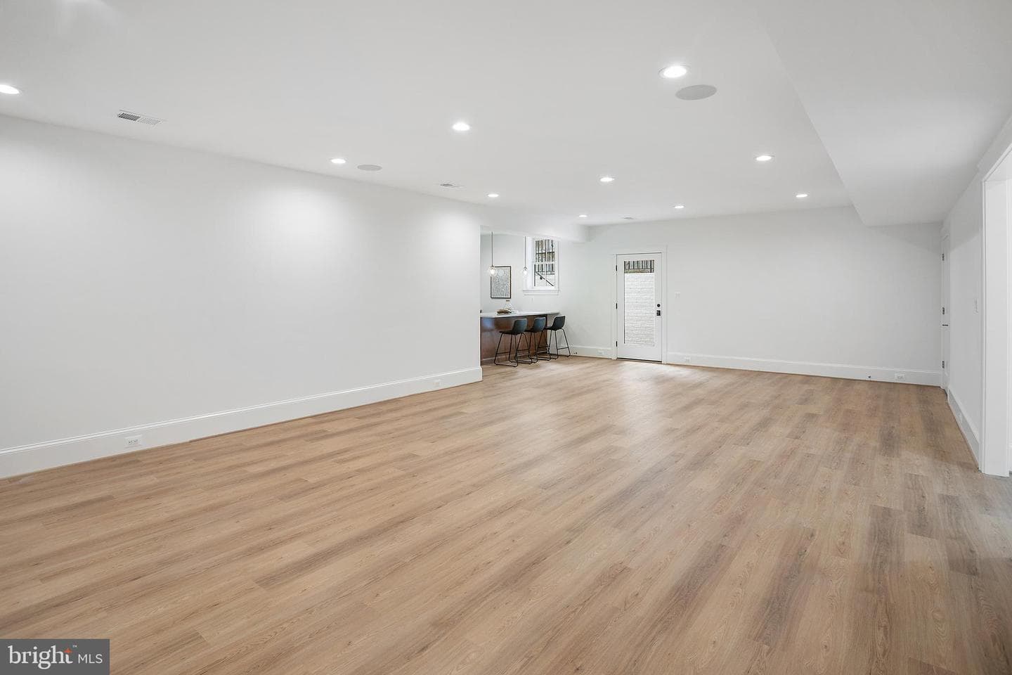 502 N Jackson Street photo 31