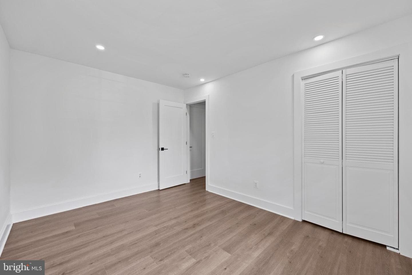 5424 21st Street N photo 30