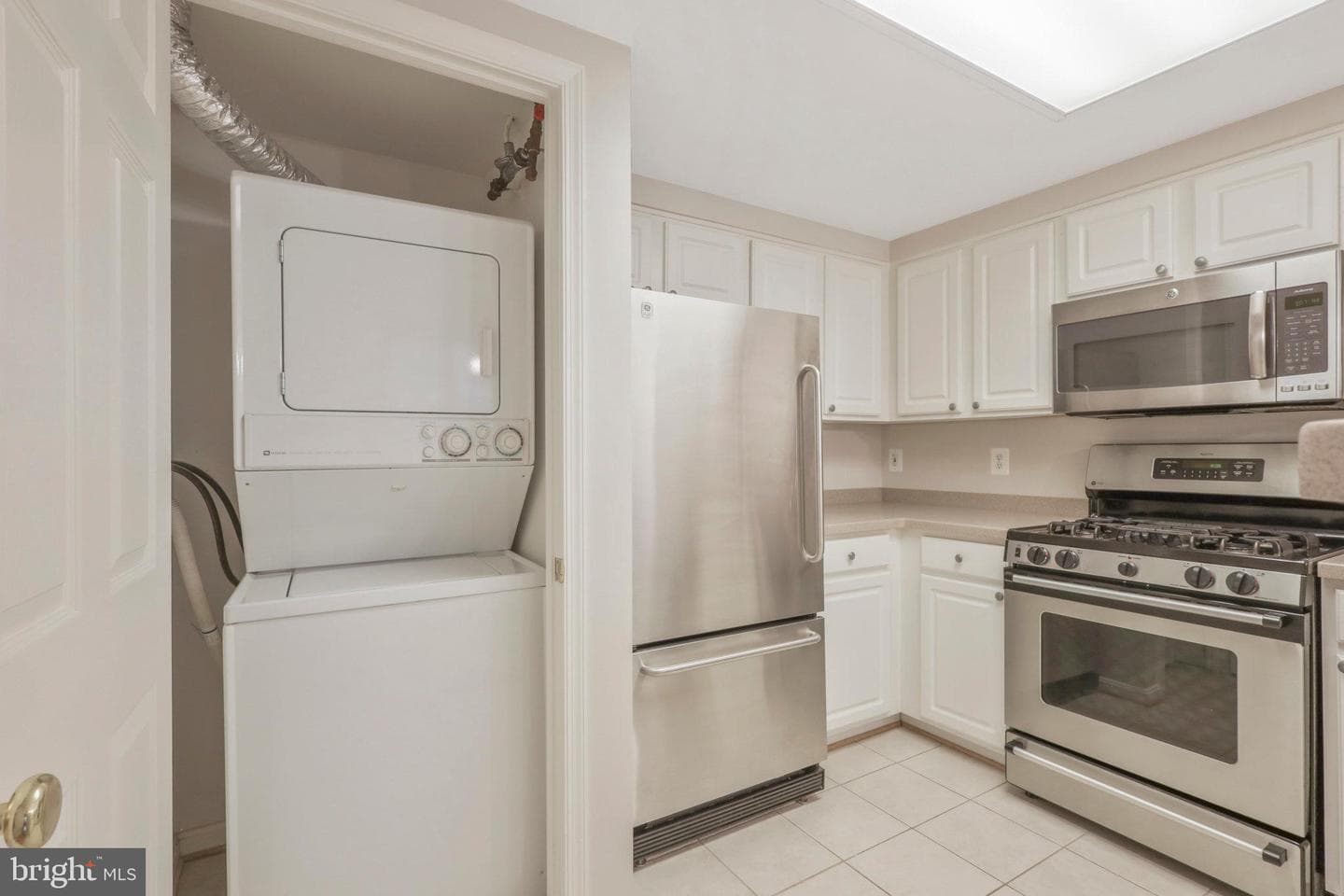 3830 9th Street N #203w photo 12