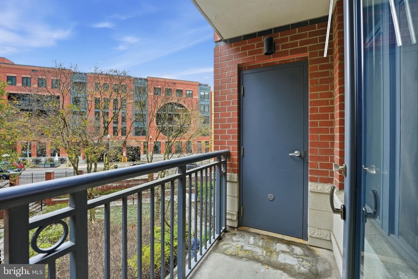 1021 N Garfield St # 233 photo 26