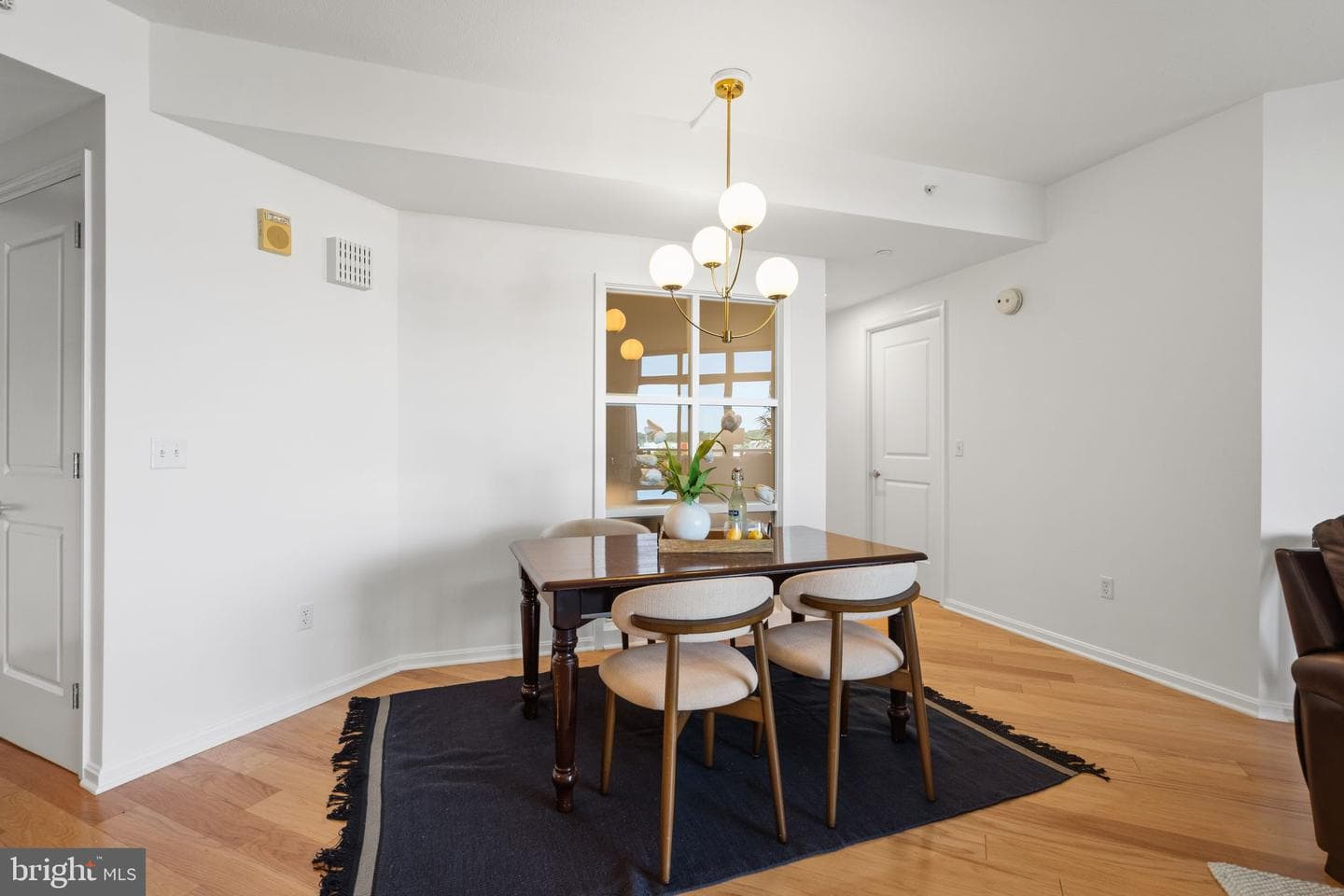 2720 S Arlington Mill Dr # 616 photo 18