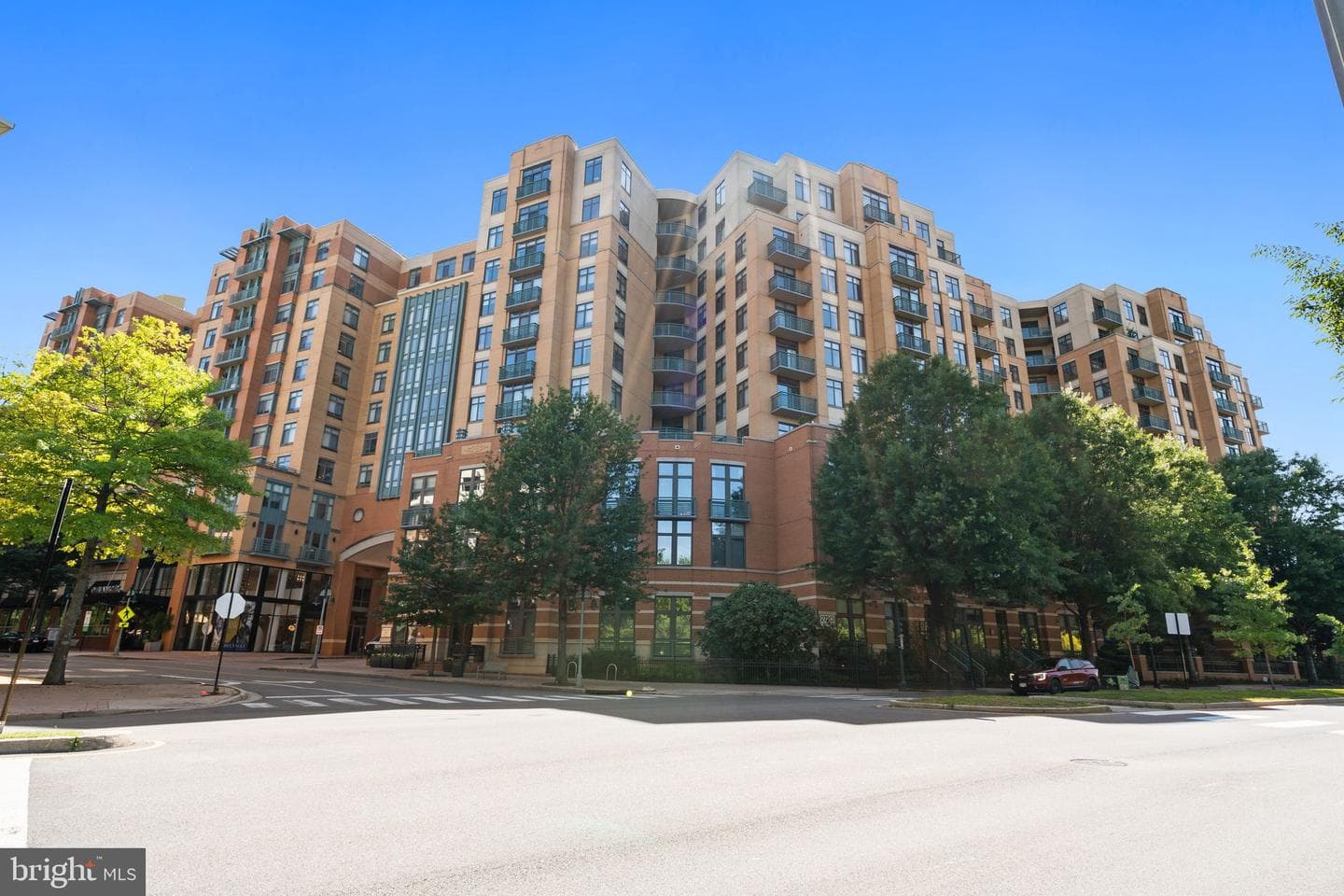 2720 S Arlington Mill Dr # 616 photo 2