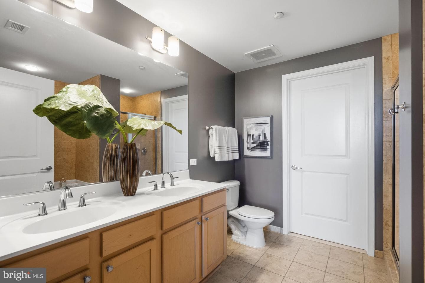 2720 S Arlington Mill Dr # 616 photo 26