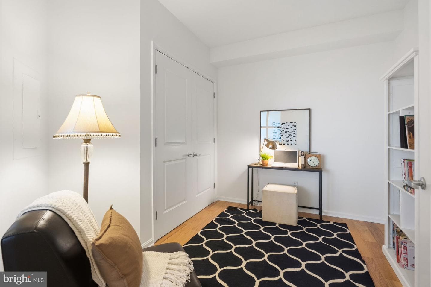 2720 S Arlington Mill Dr # 616 photo 38