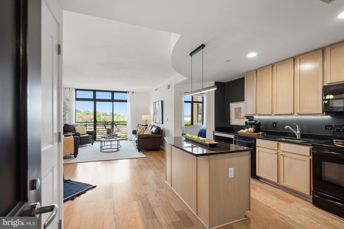 2720 S Arlington Mill Dr # 616 photo 5