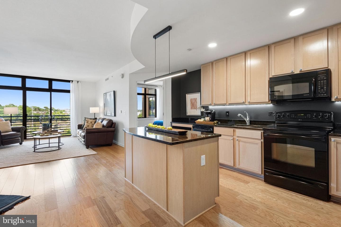 2720 S Arlington Mill Dr # 616 photo 6