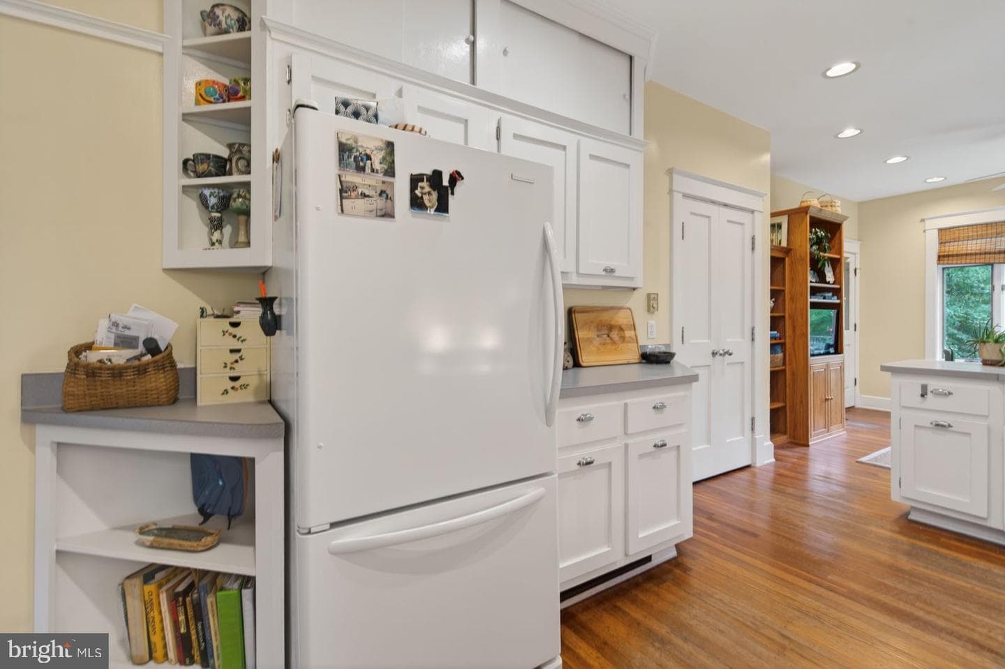 526 N Ivy Street photo 12