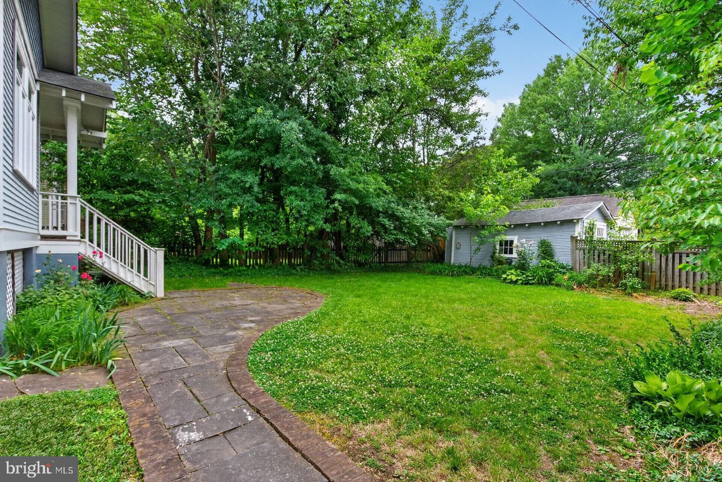 526 N Ivy Street photo 36