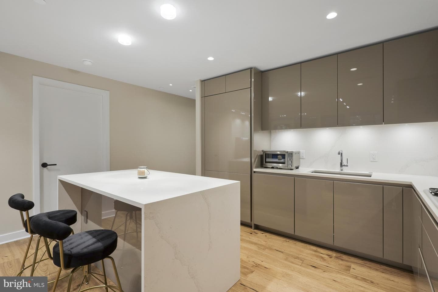 1781 Pierce Street N #406 photo 8