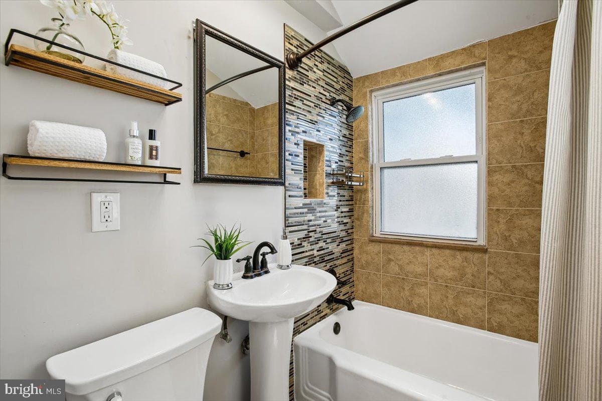 3804 Kemper Road photo 29