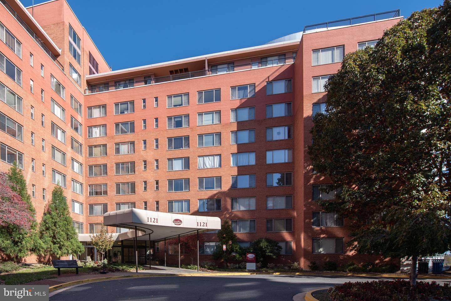 1121 Arlington Boulevard #520 photo 27
