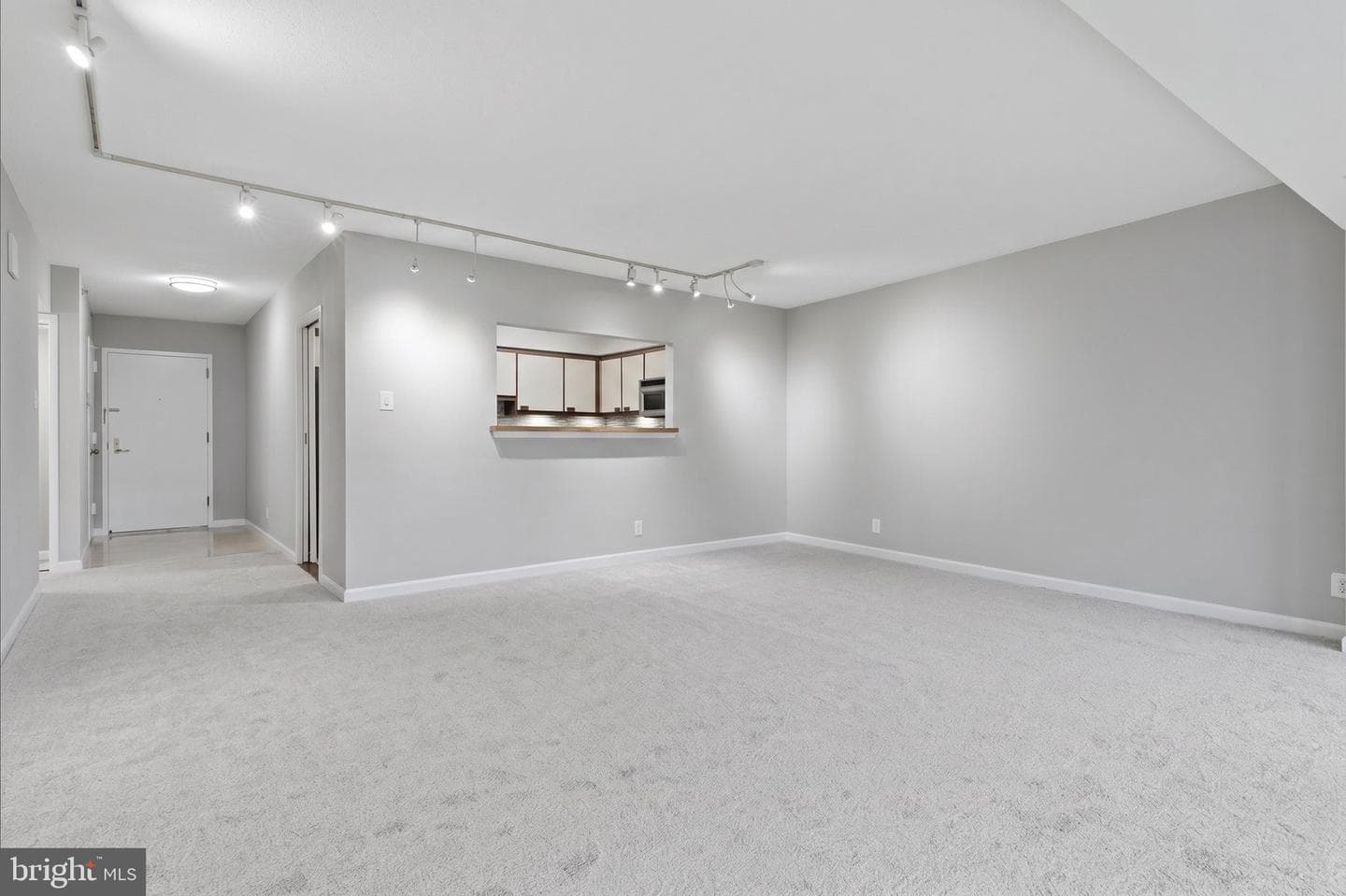 1200 Crystal Dr # 1311 photo 13