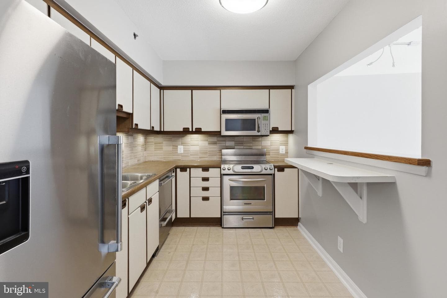 1200 Crystal Dr # 1311 photo 15