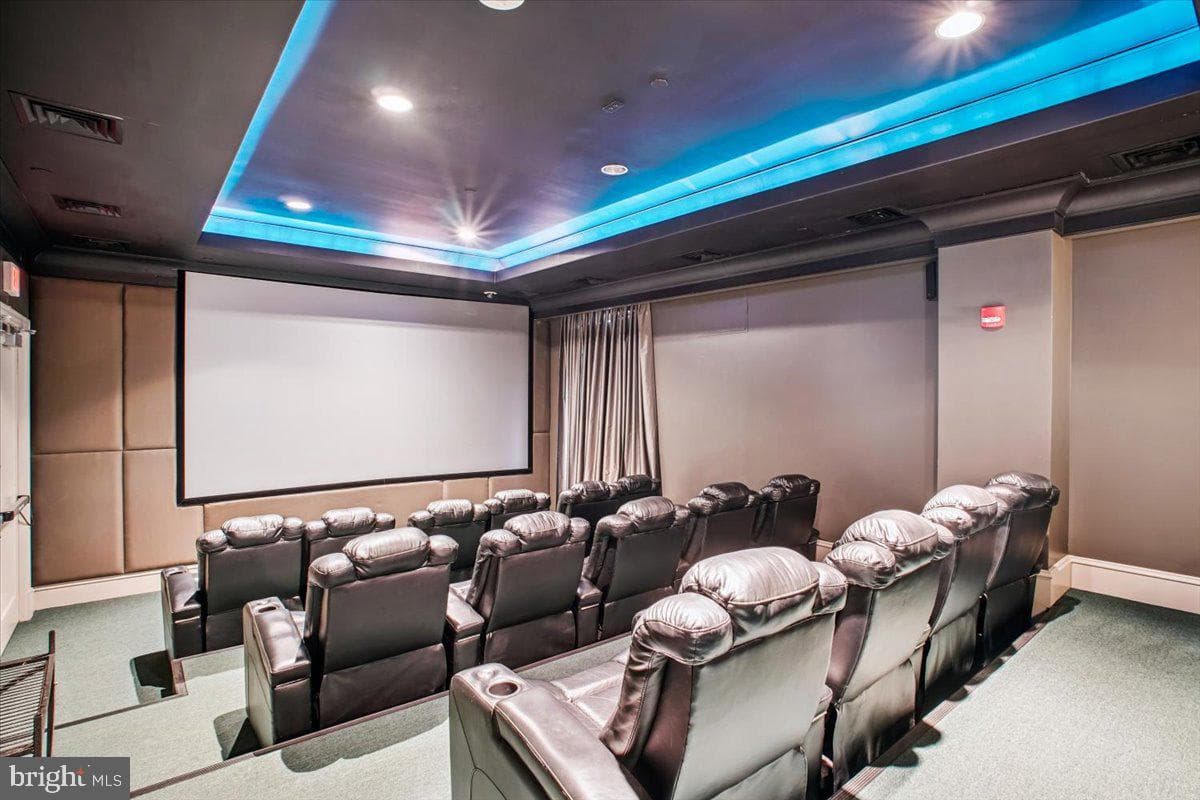851 N Glebe Road #1003 photo 52