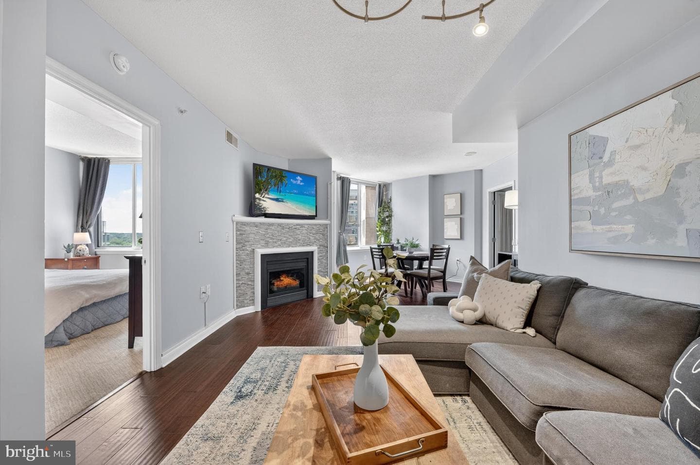 851 N Glebe Road #1301 photo 12