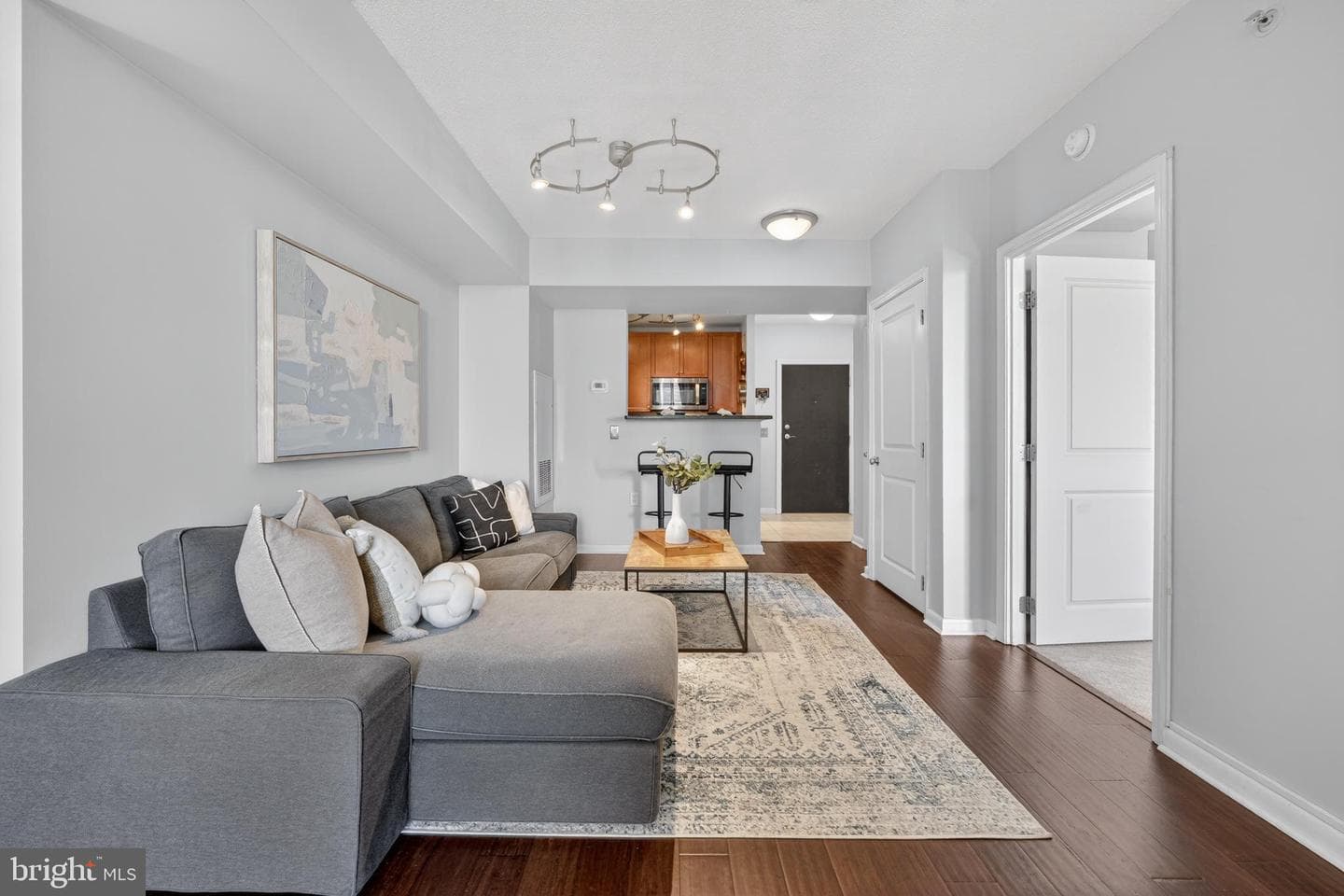 851 N Glebe Road #1301 photo 15