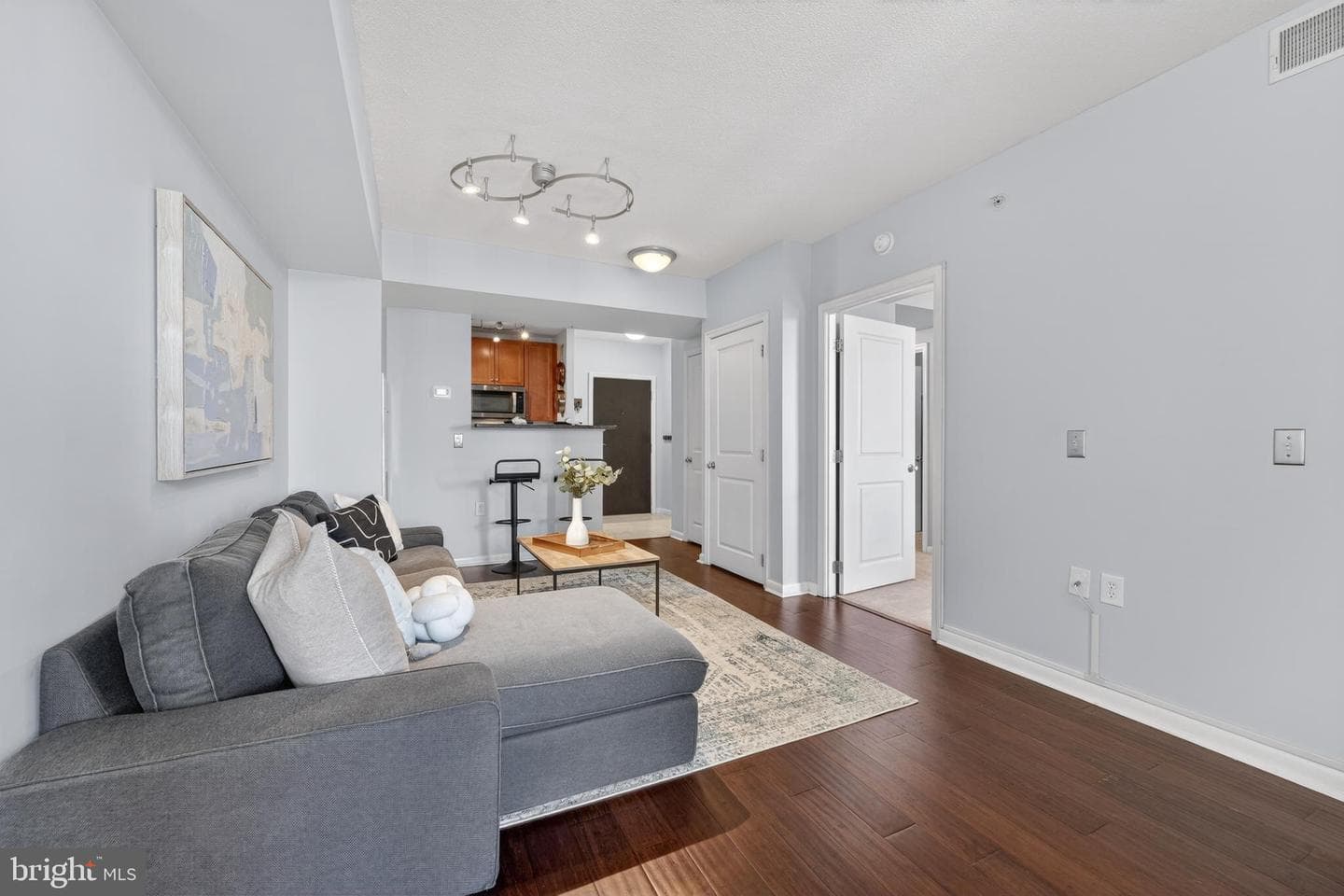 851 N Glebe Road #1301 photo 16