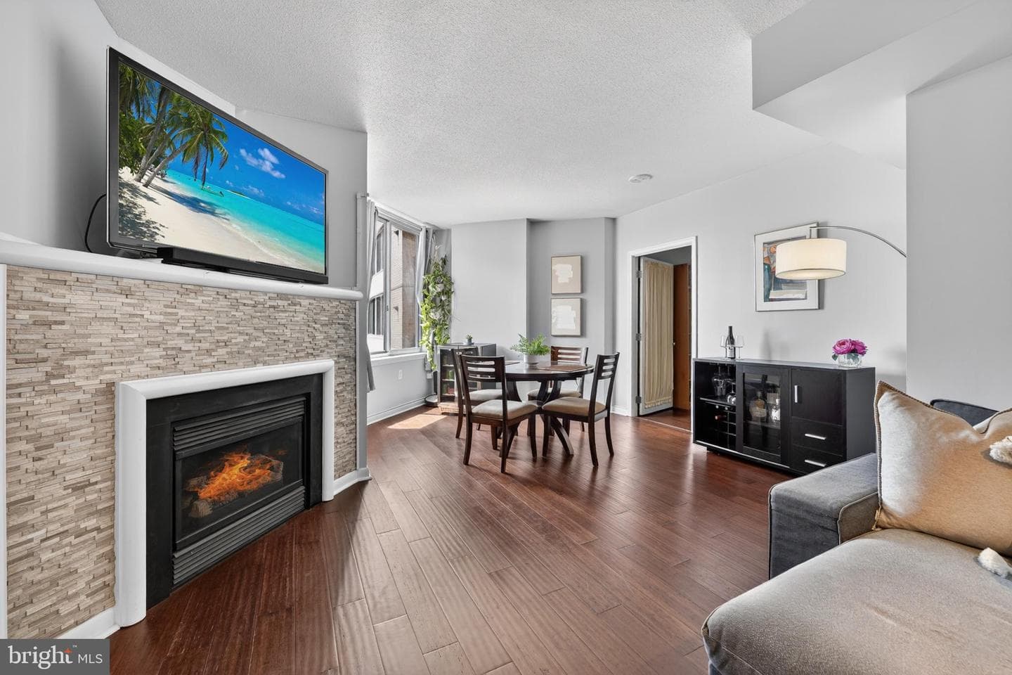 851 N Glebe Road #1301 photo 18