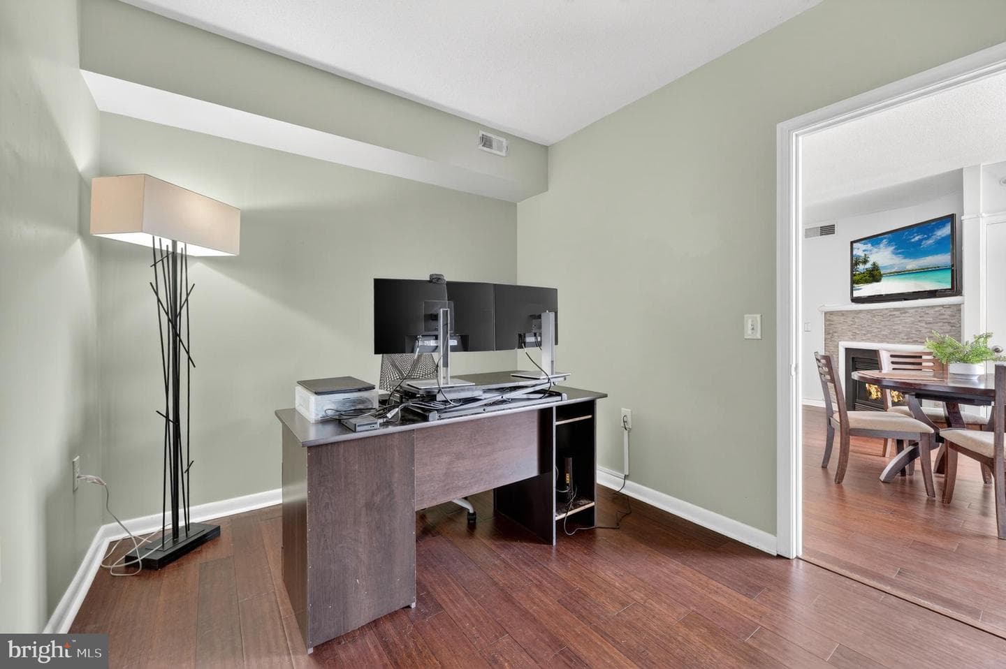 851 N Glebe Road #1301 photo 42