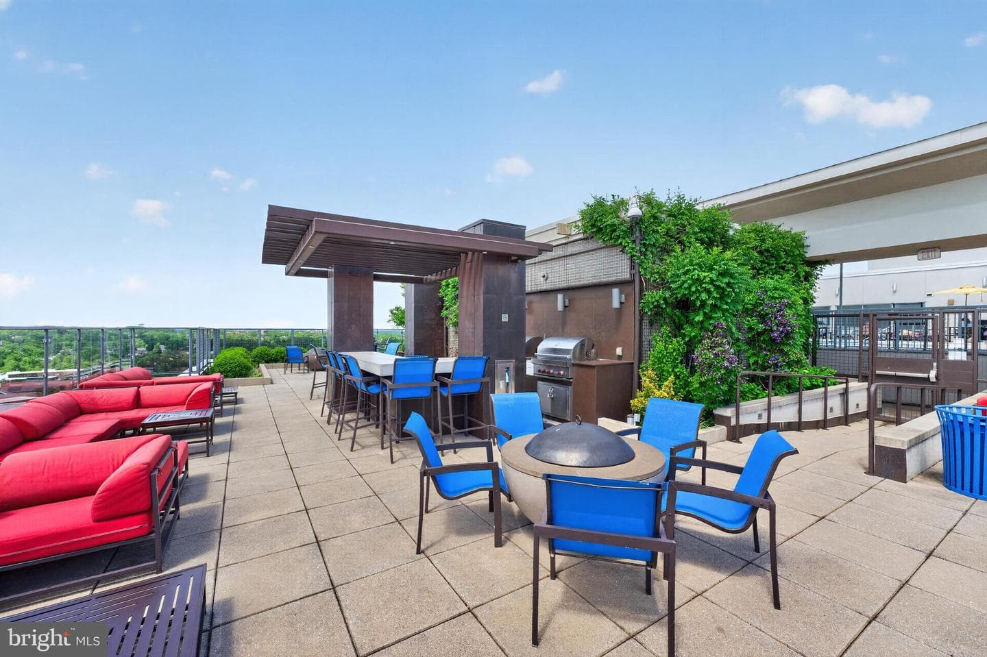 851 N Glebe Road #1301 photo 48