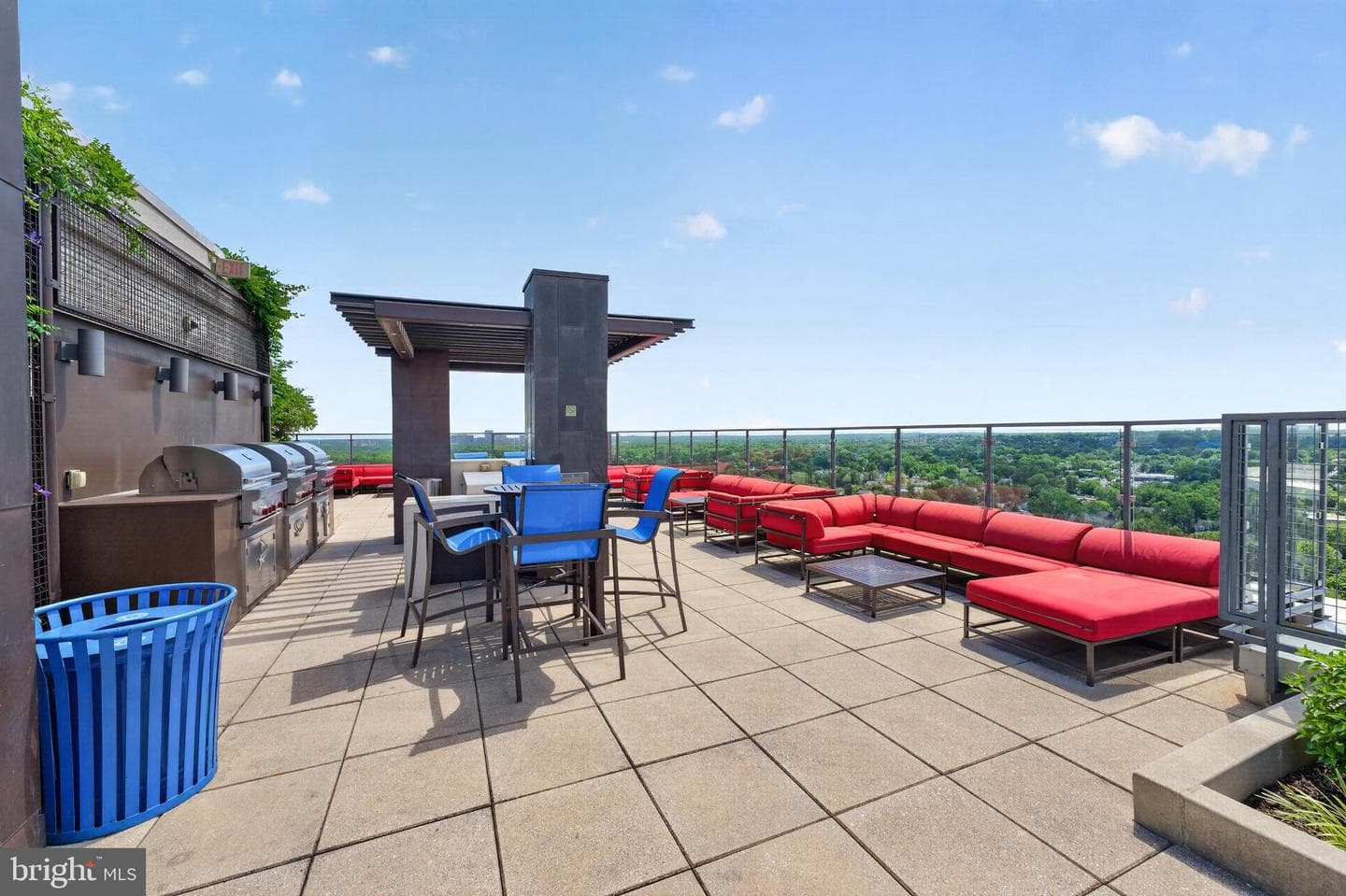 851 N Glebe Road #1301 photo 51