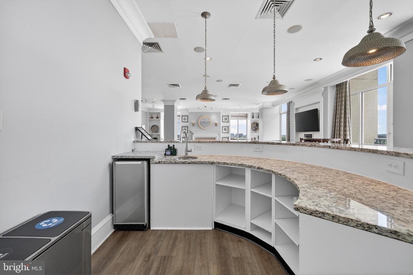 851 N Glebe Road #1301 photo 62