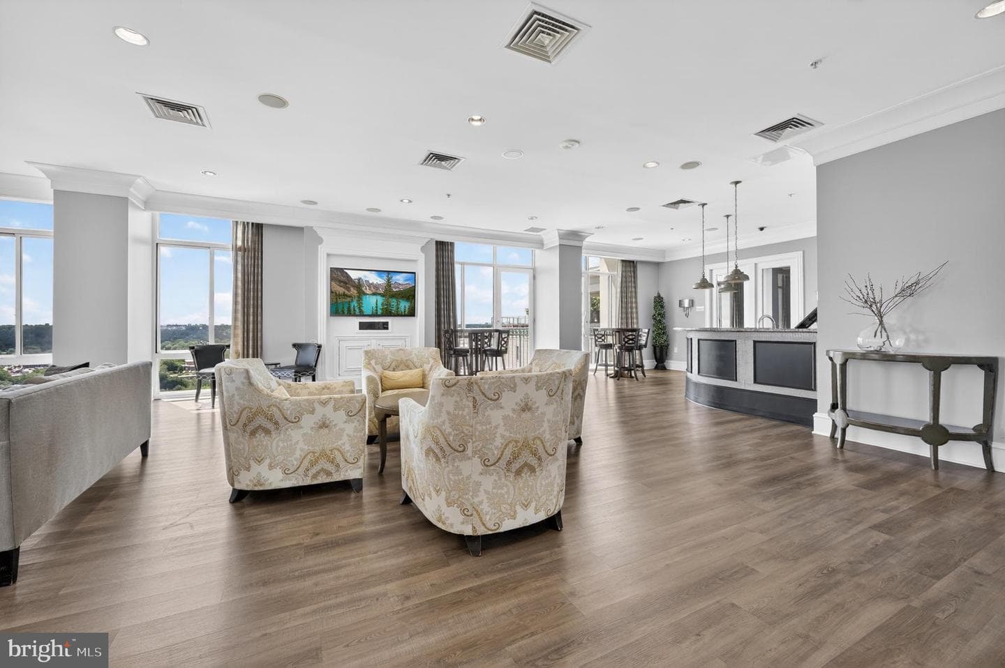 851 N Glebe Road #1301 photo 66