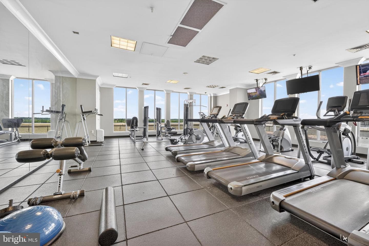 851 N Glebe Road #1301 photo 72