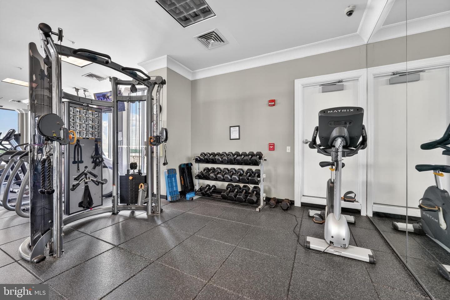 851 N Glebe Road #1301 photo 73
