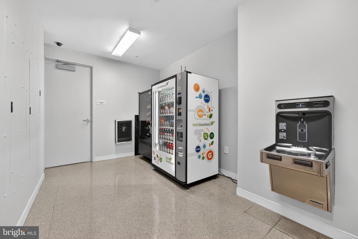851 N Glebe Road #1301 photo 77