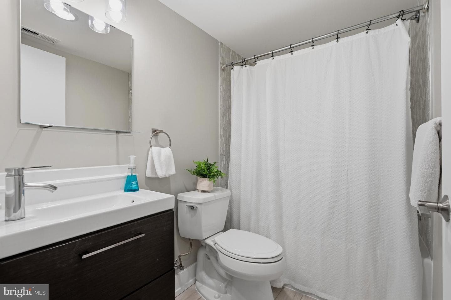 1408 N Powhatan Street N photo 51