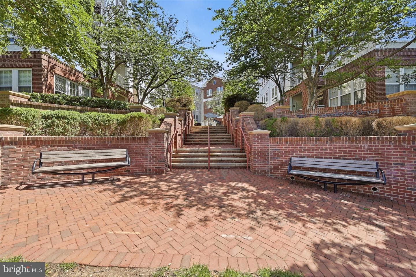 801 S Greenbrier Street #306 photo 40