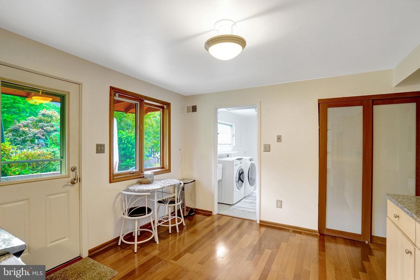 1111 N Rockingham Street photo 20