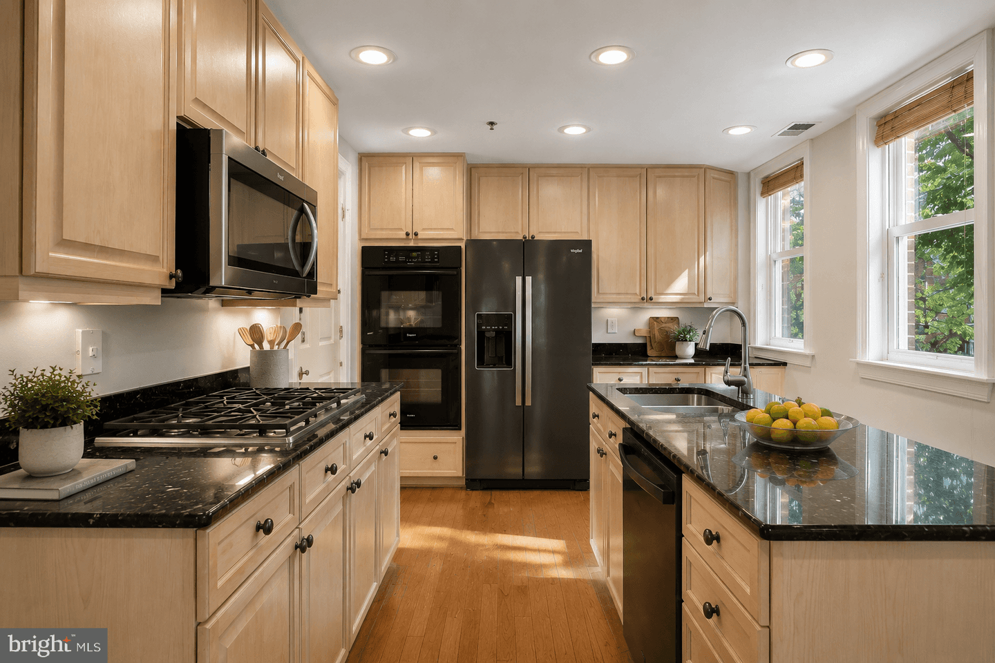 1555 N Colonial Terrace #600 photo 11