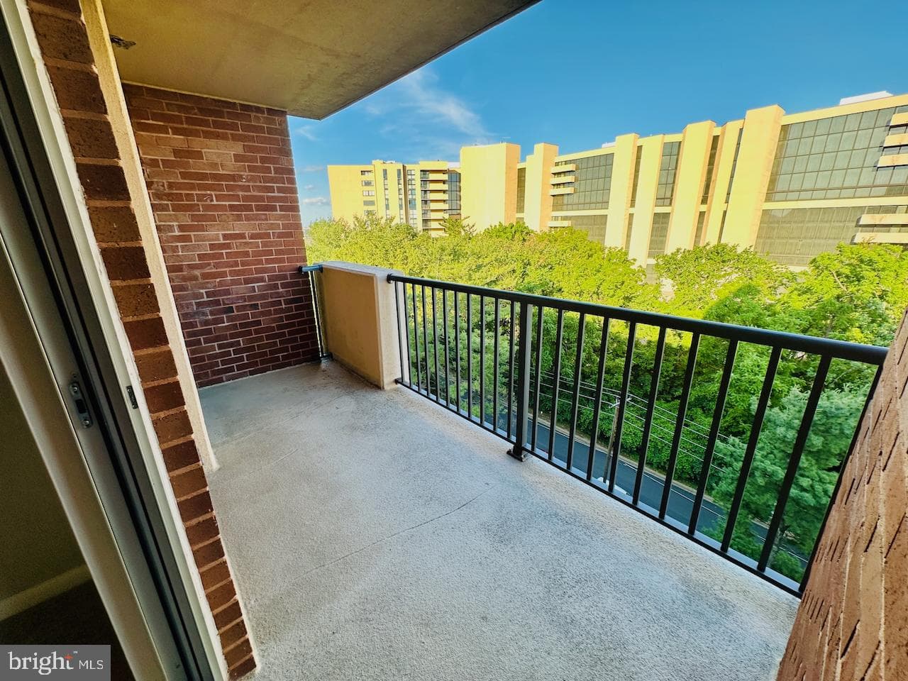 1300 Army Navy Drive #1010 photo 24