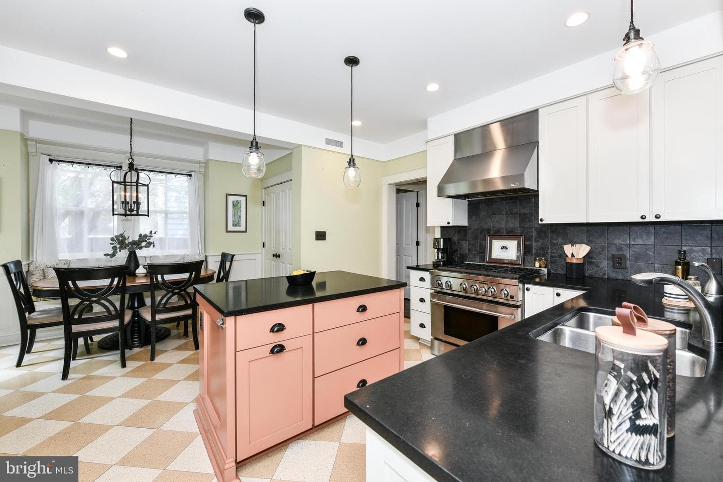 1812 N Randolph Street photo 12