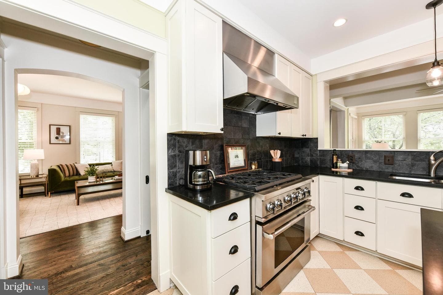 1812 N Randolph Street photo 15