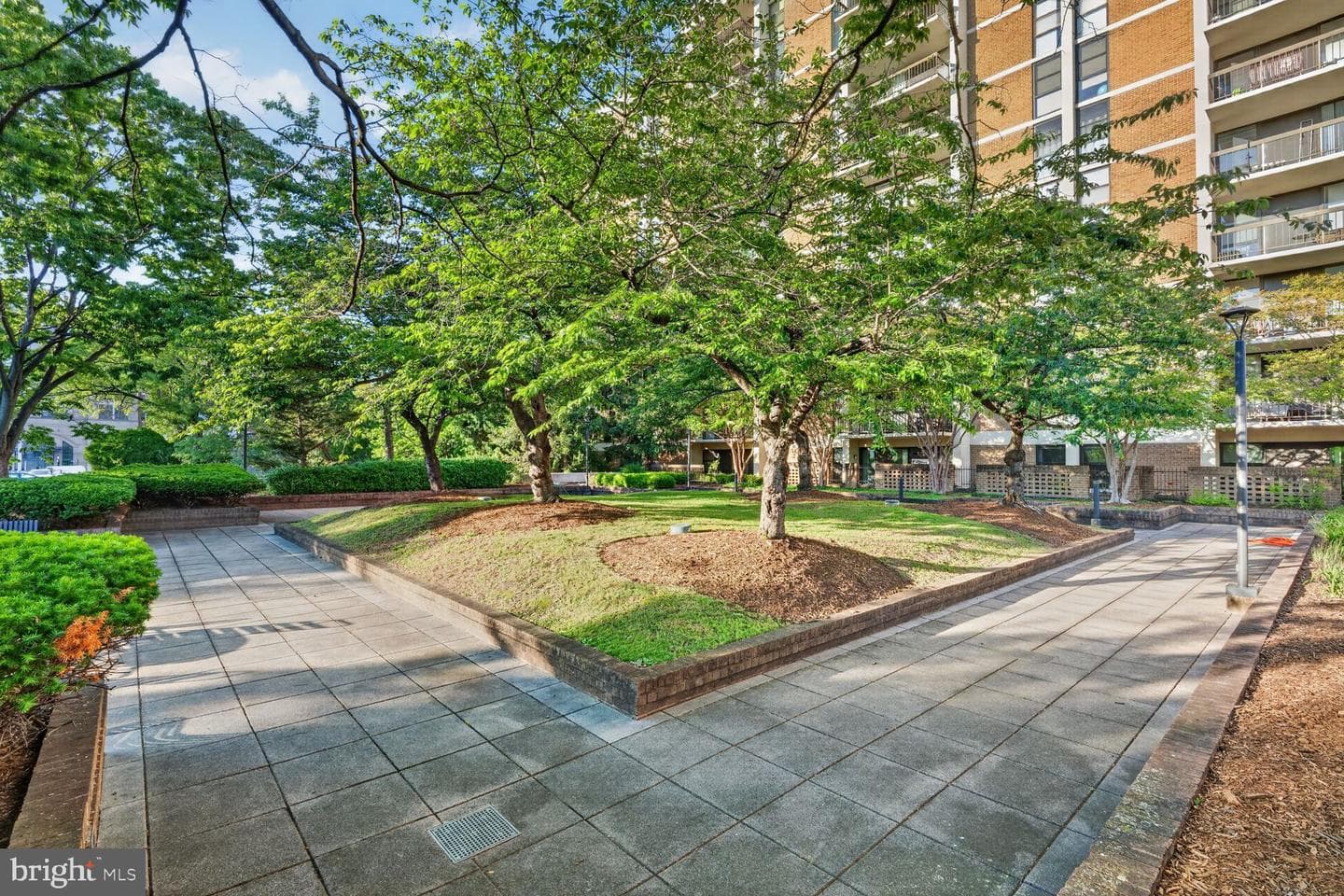 1016 S Wayne St # 910 photo 38