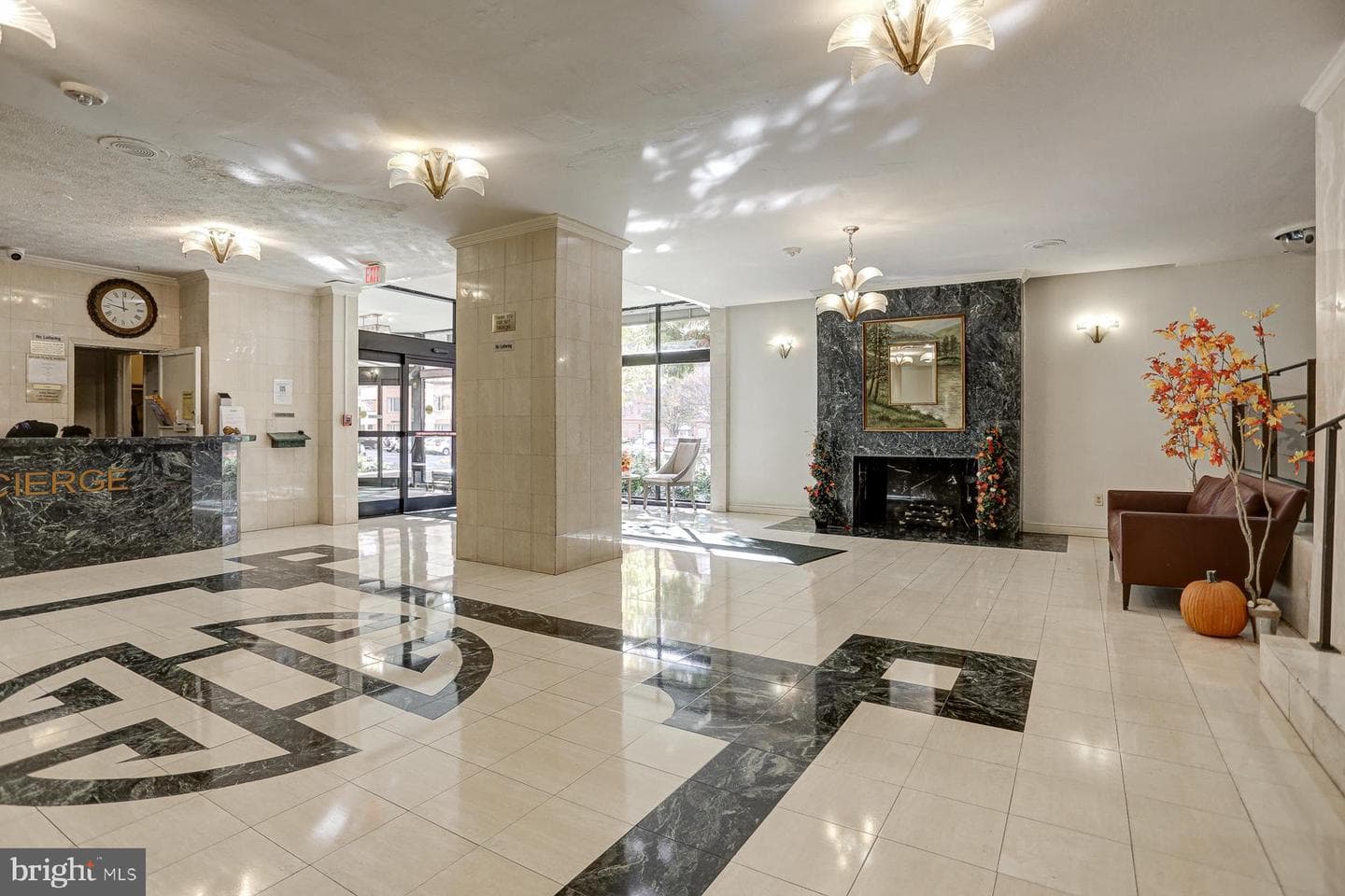 1121 Arlington Boulevard #328 photo 28