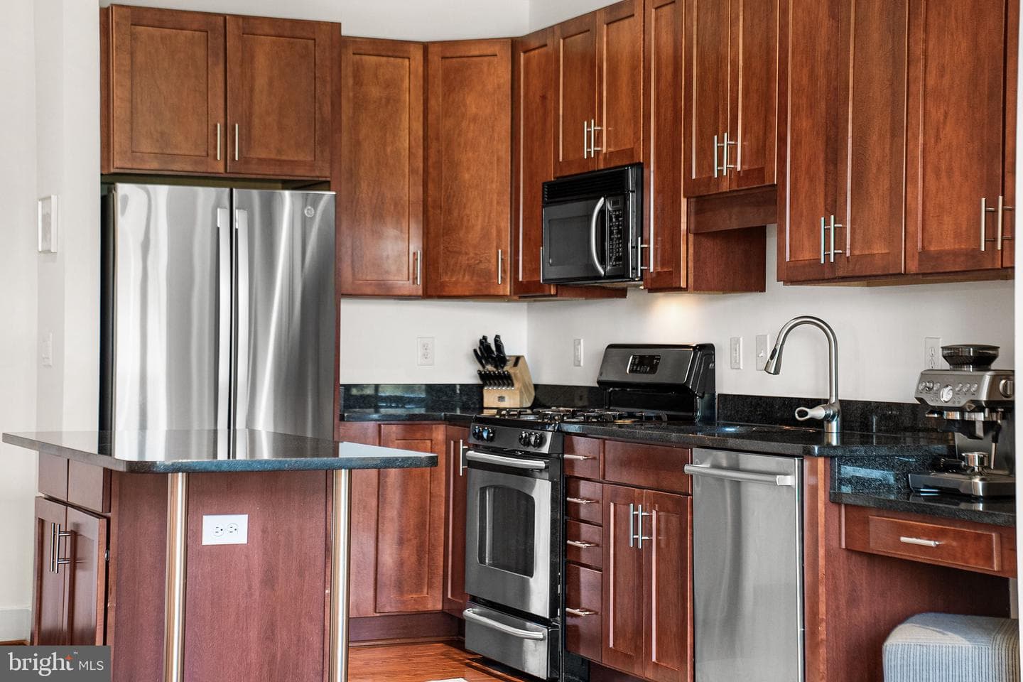 1800 Wilson Boulevard #318 photo 9